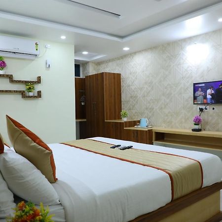 Hotel 8Th Mile Suites Bangalore Eksteriør bilde