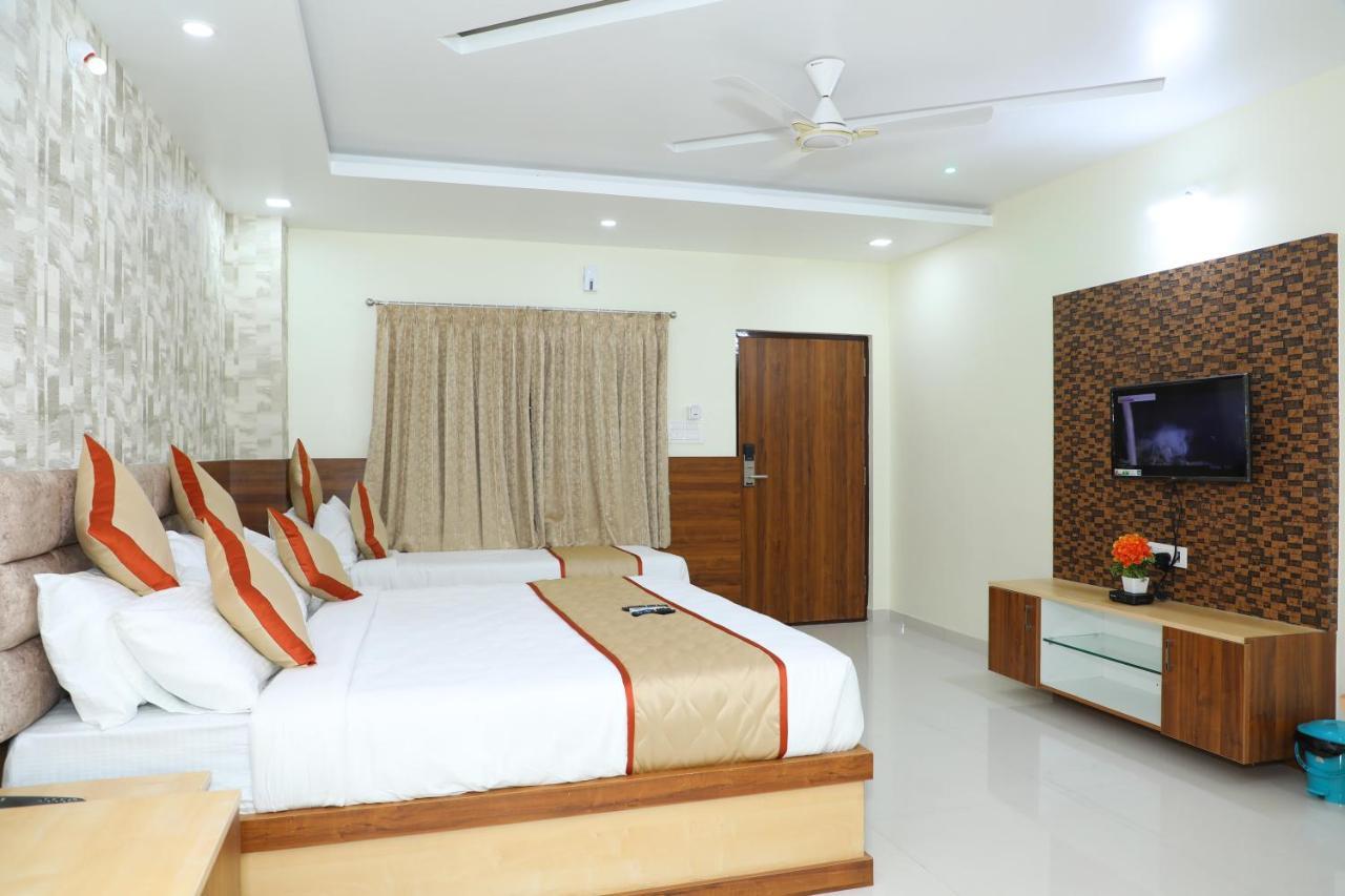 Hotel 8Th Mile Suites Bangalore Eksteriør bilde