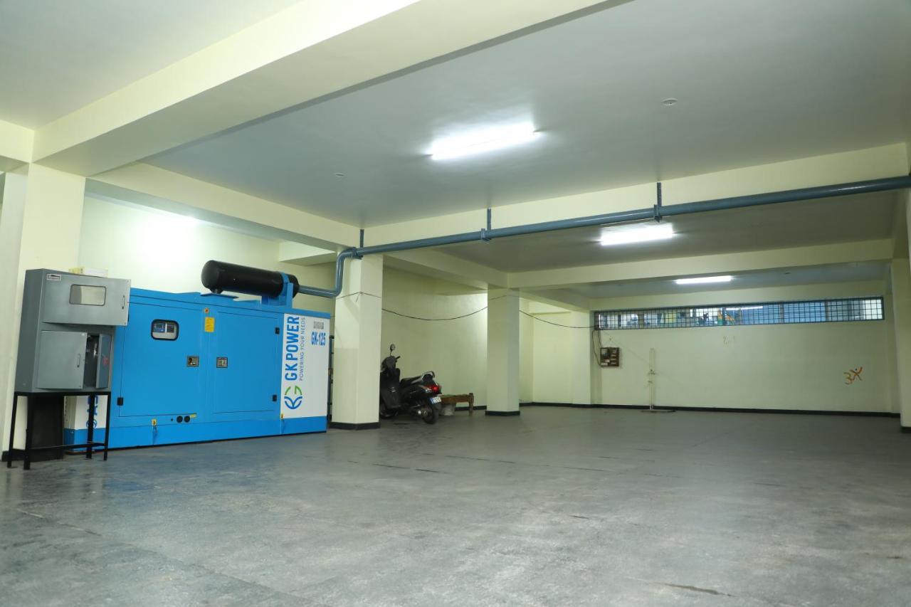 Hotel 8Th Mile Suites Bangalore Eksteriør bilde